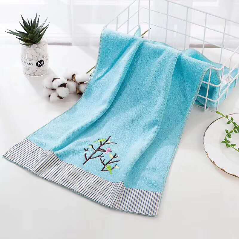 超纤维浴巾-带小花图案