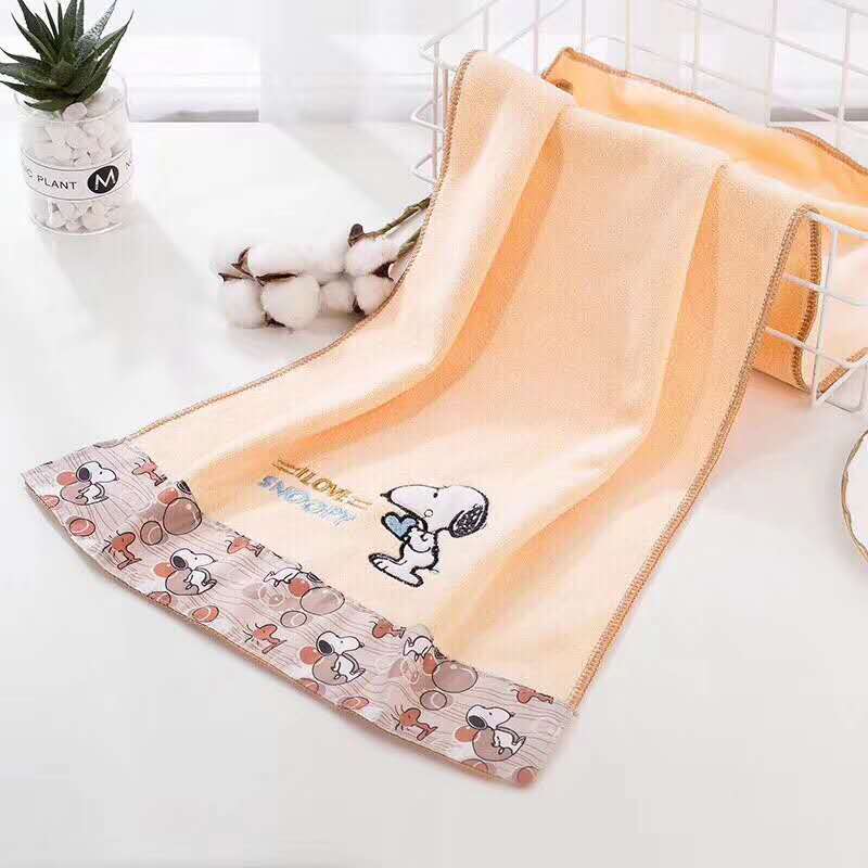 Microfiber Towel with Snoopy