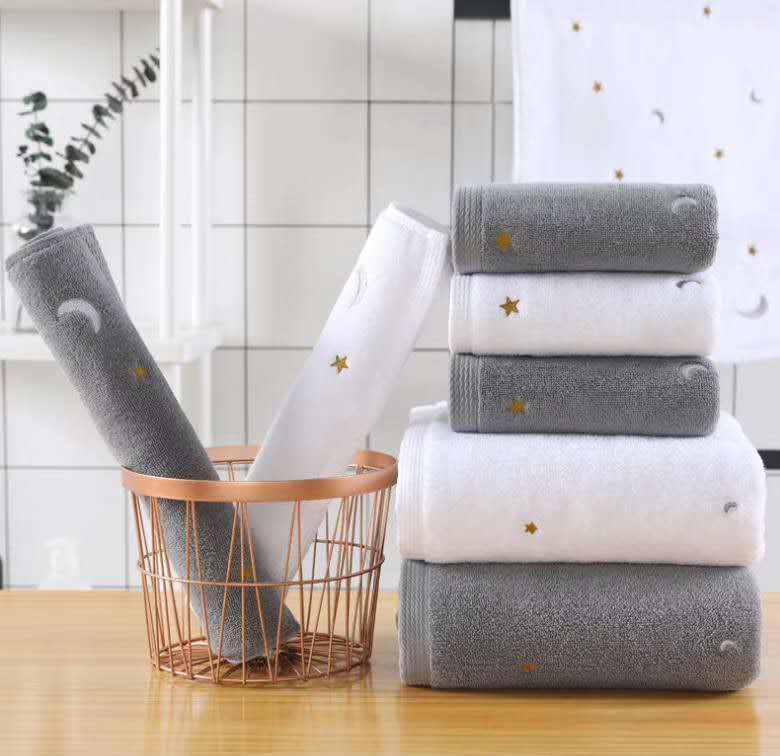 5-Pointed Star Hotel Towels