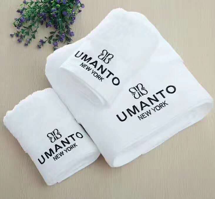 Umanto Bath Towel